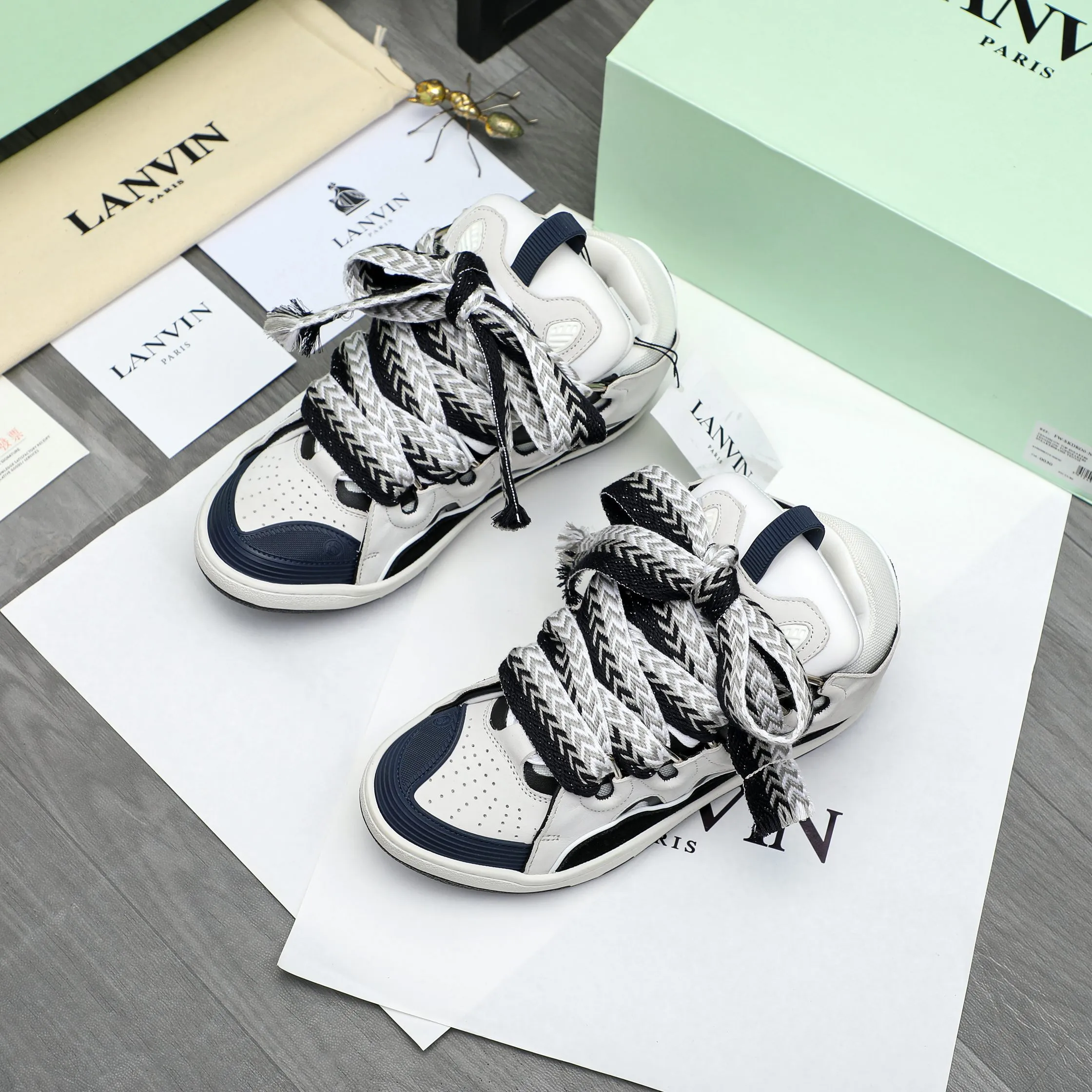 Men's shoes 💰740 [Lanvin] Lanvin high-end quality original couple's casual shoes - Upper: imported cowhide leather splicing breathable mesh - Inner lining: Lycra elastic lining - Outsole: original rubber outsole - Super high quality control·Fine workmanship: highlighted (high-end·luxury·grade) -Size: 36-45 (45 can be customized)